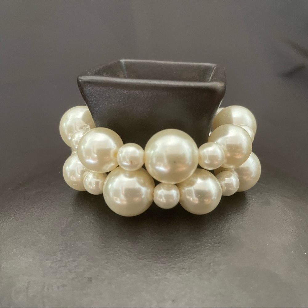 2 faux Pearl bracelets